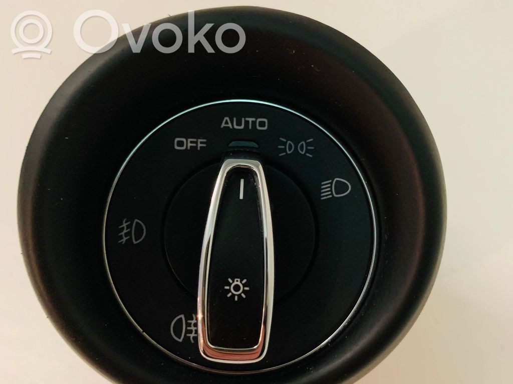 Porsche Cayenne (92A) Light switch 