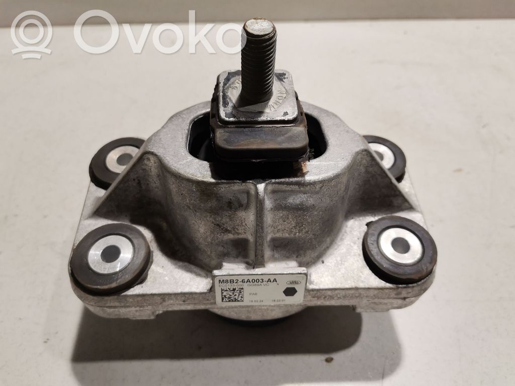 Land Rover Defender Engine mount bracket 