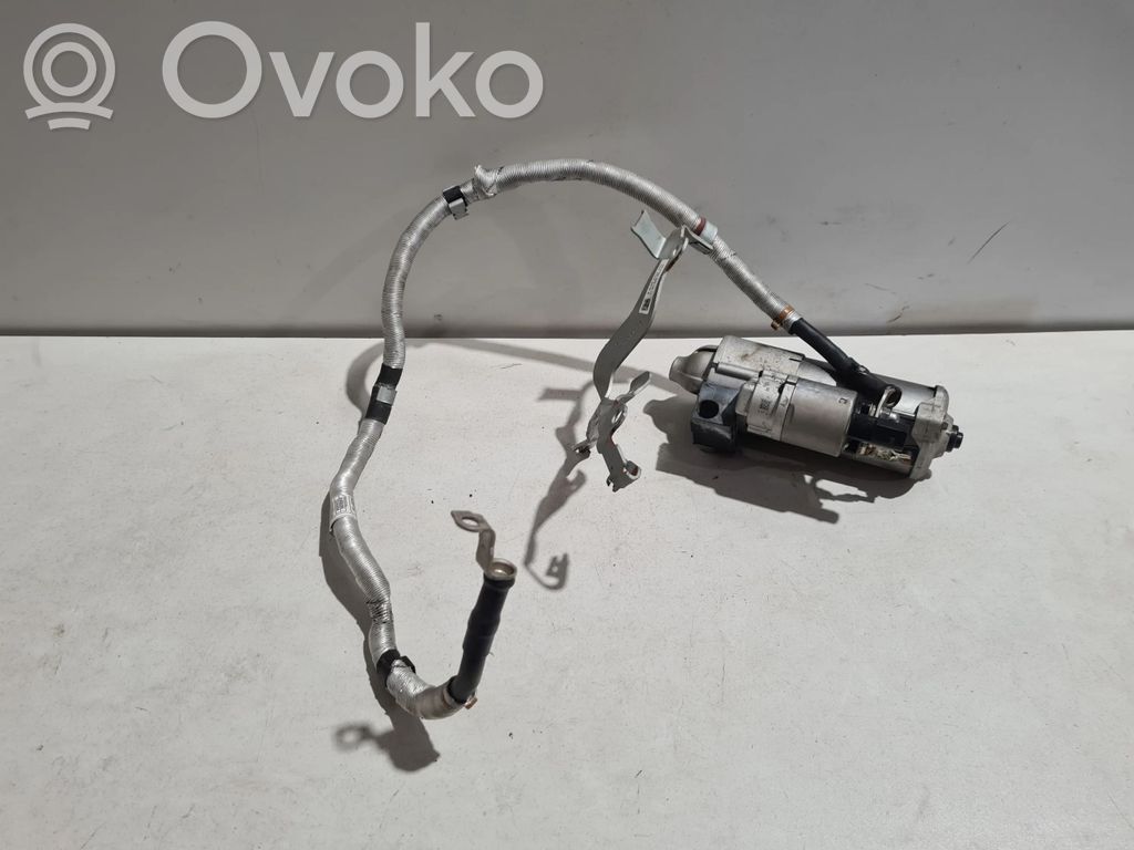 BMW 5 G30 G31 G38 Starteris 