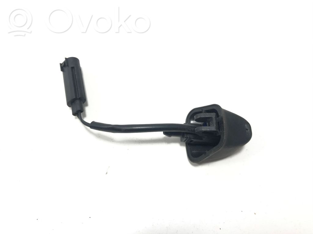 BMW 3 E90 E91 Windshield washer spray nozzle 