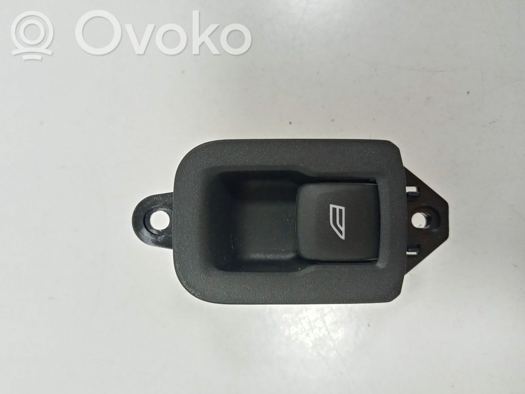 Volvo XC60 Electric window control switch 
