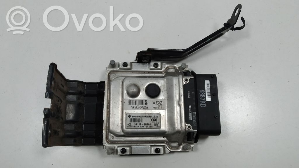 KIA Venga Engine control unit/module 
