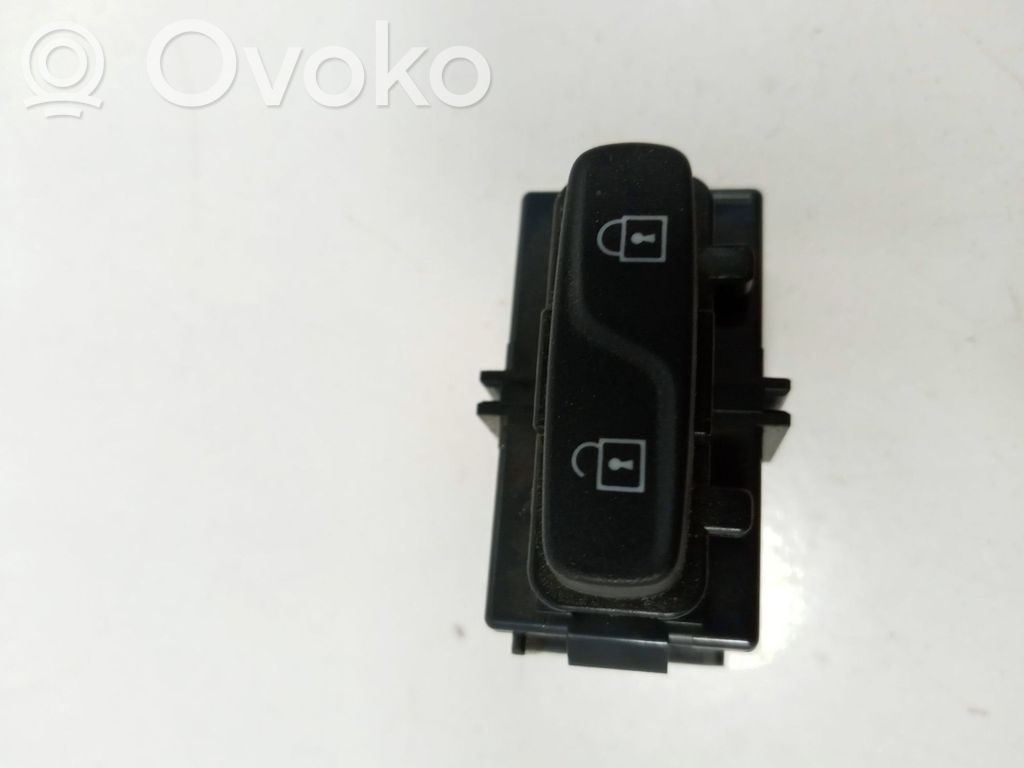 Volvo XC60 Central locking switch button 