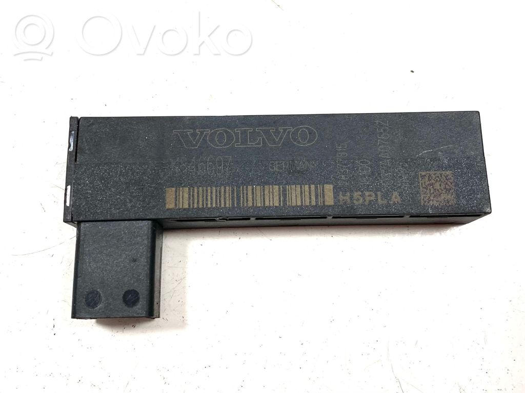 Volvo XC90 Aerial antenna amplifier 
