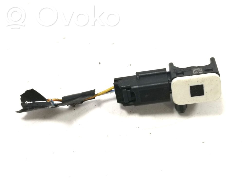 Ford Focus C-MAX Airbag deployment crash/impact sensor 