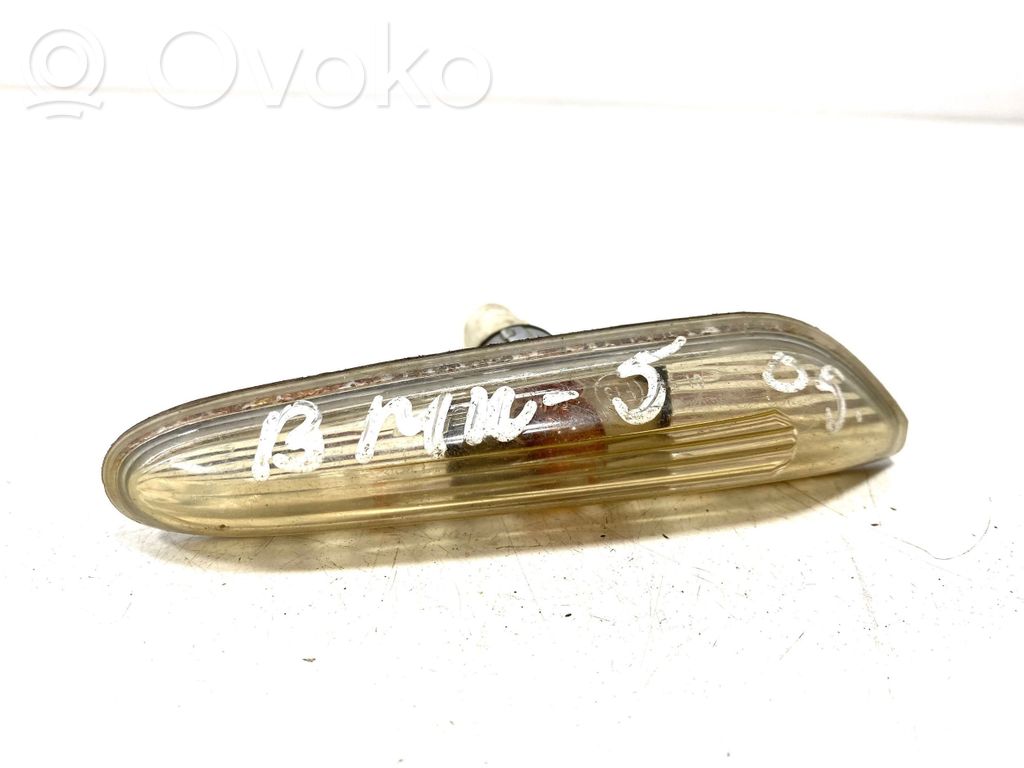 BMW 5 E60 E61 Front fender indicator light 