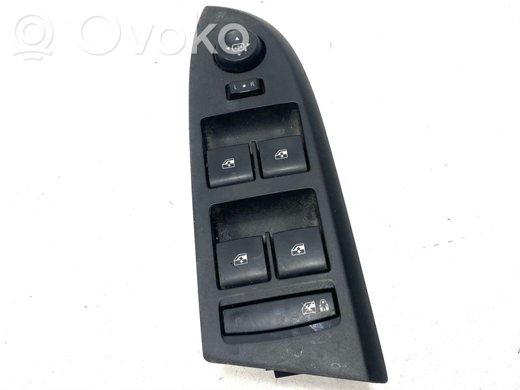 Chevrolet Volt I Electric window control switch 