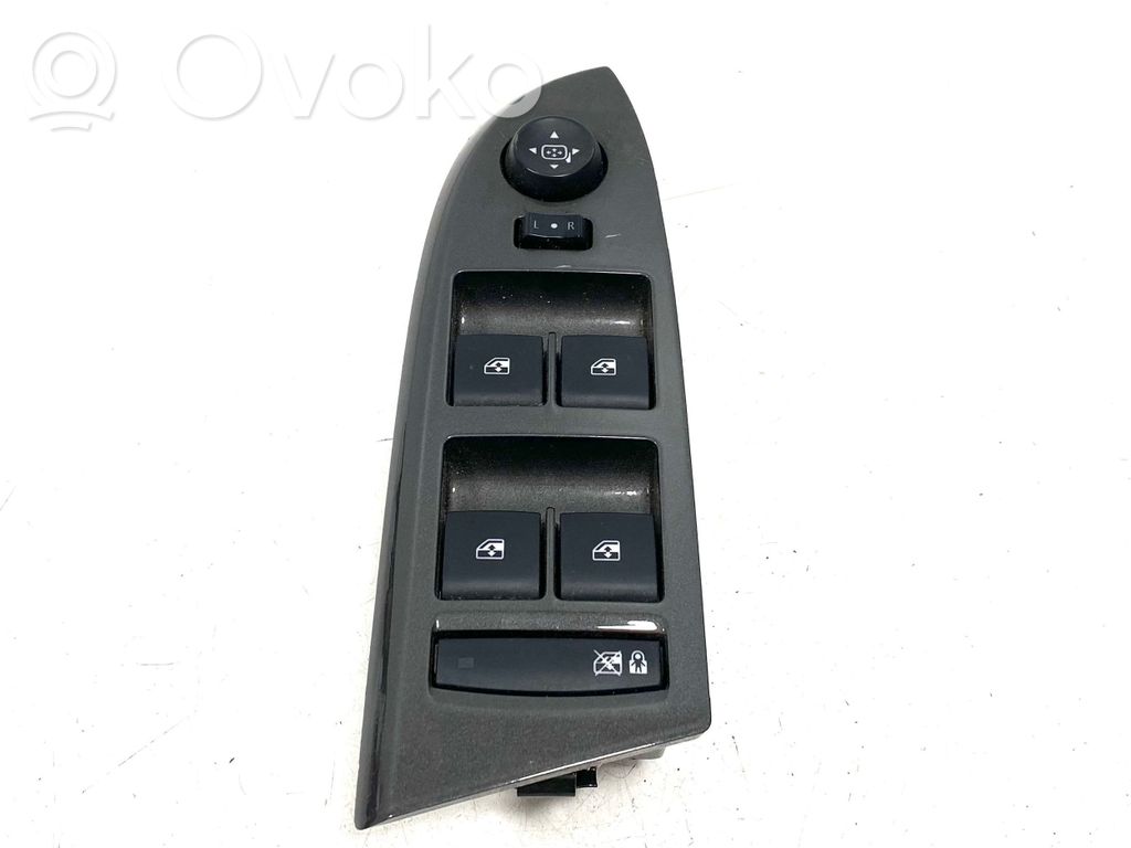 Opel Ampera Electric window control switch 