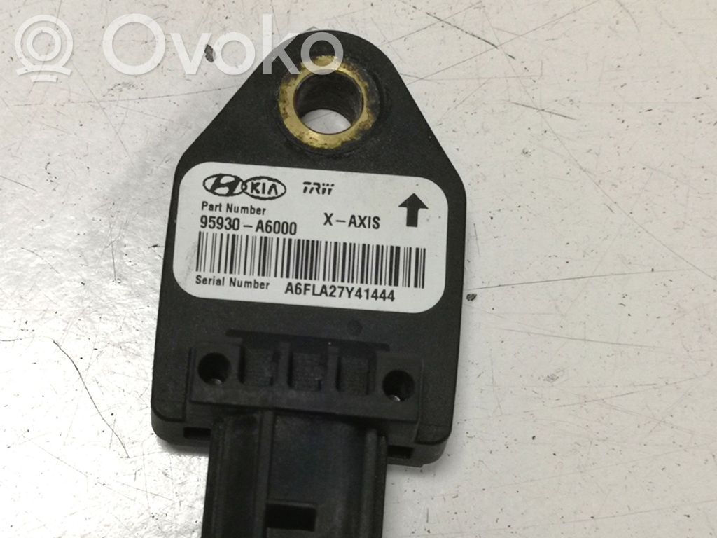 Hyundai i30 Airbagsensor Crashsensor Drucksensor 