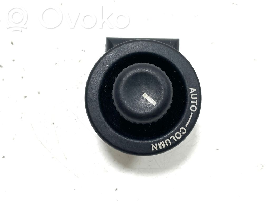 Jaguar XF Wing mirror switch 