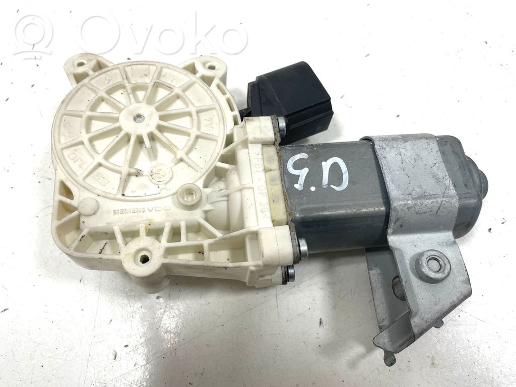 BMW 5 E60 E61 Rear door window regulator motor 