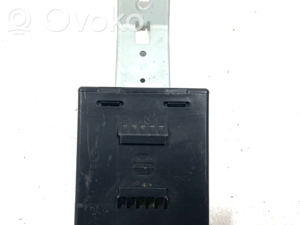 Nissan Leaf I (ZE0) Other control units/modules 
