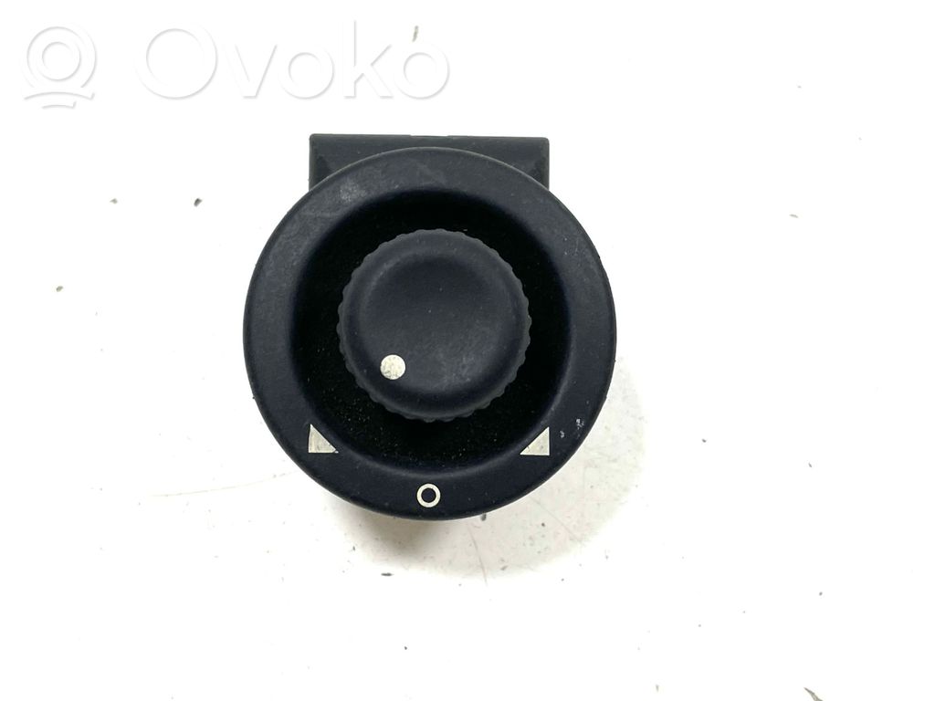 Ford Mondeo Mk III Wing mirror switch 