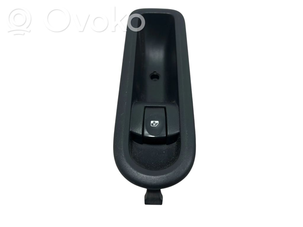 Renault Clio III Electric window control switch 