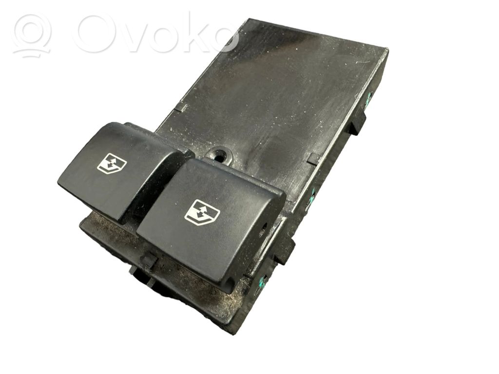 Opel Meriva B Electric window control switch 
