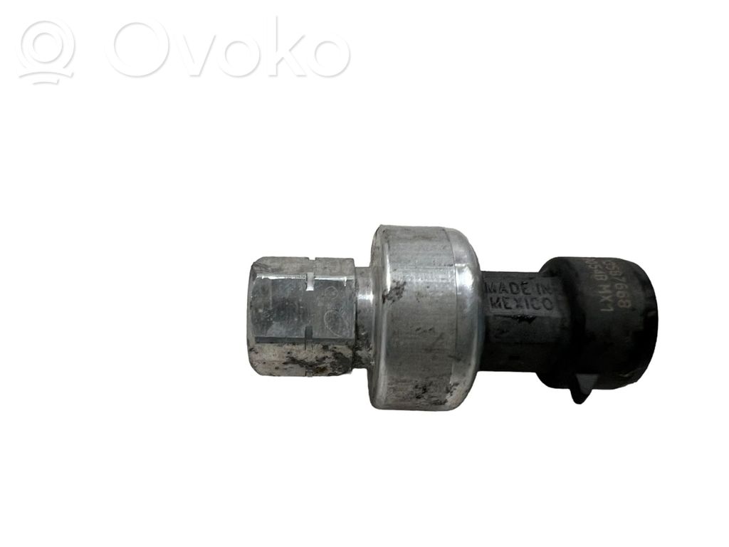 Opel Corsa E Air conditioning (A/C) pressure sensor 