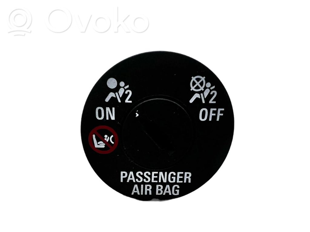 Opel Meriva B Passenger airbag on/off switch 