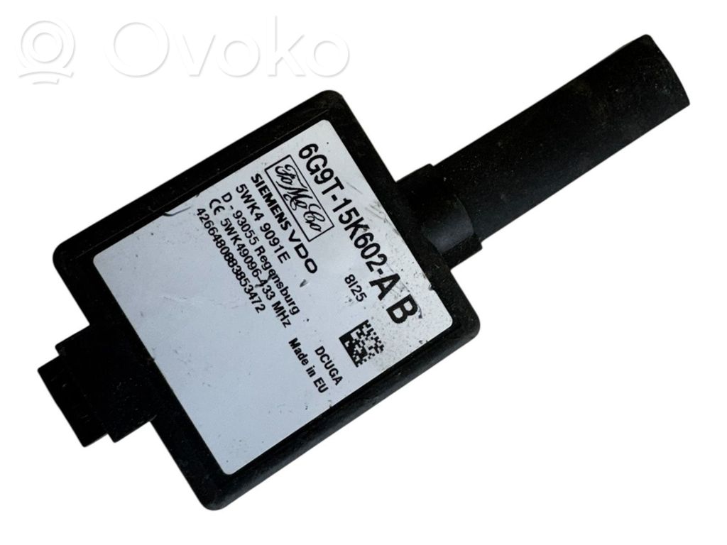 Jaguar XF X250 Aerial antenna amplifier 