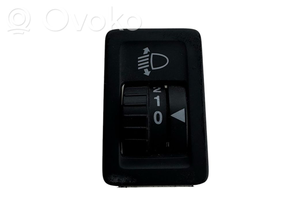 Suzuki SX4 Headlight level height control switch 