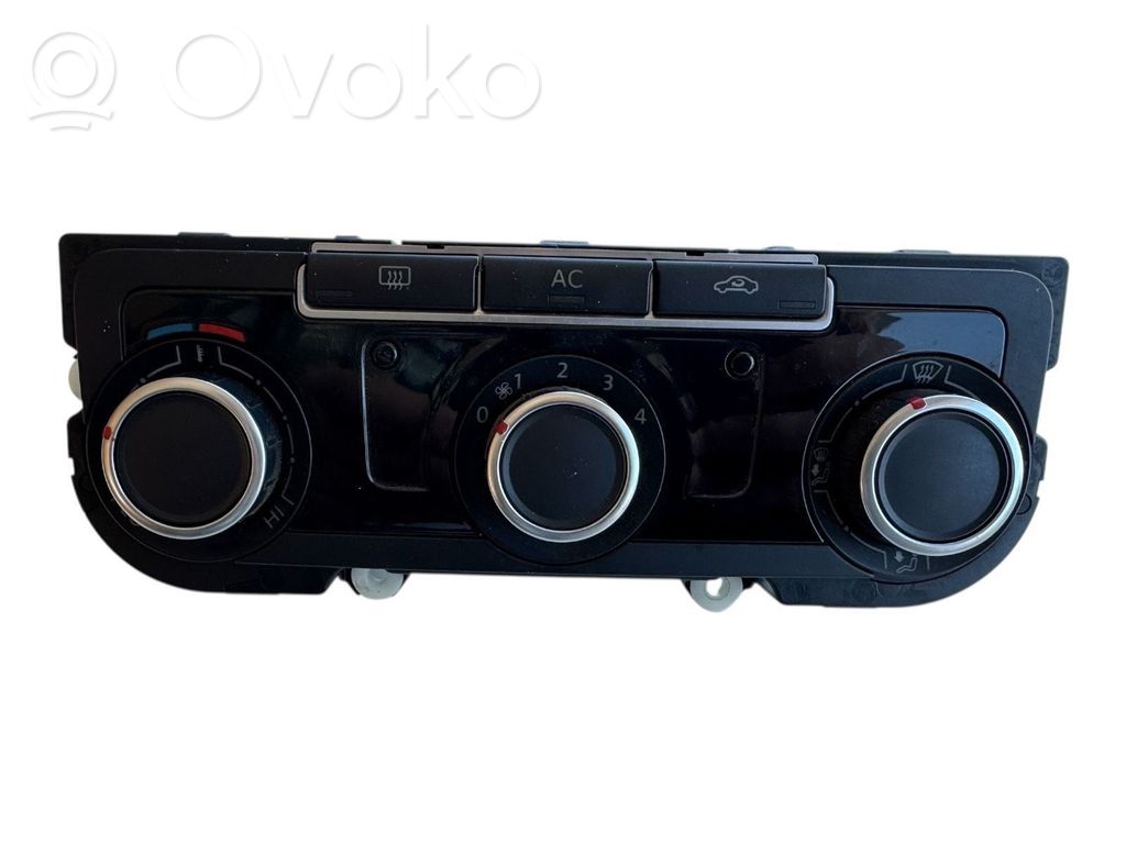 Volkswagen Golf VI Climate control unit 
