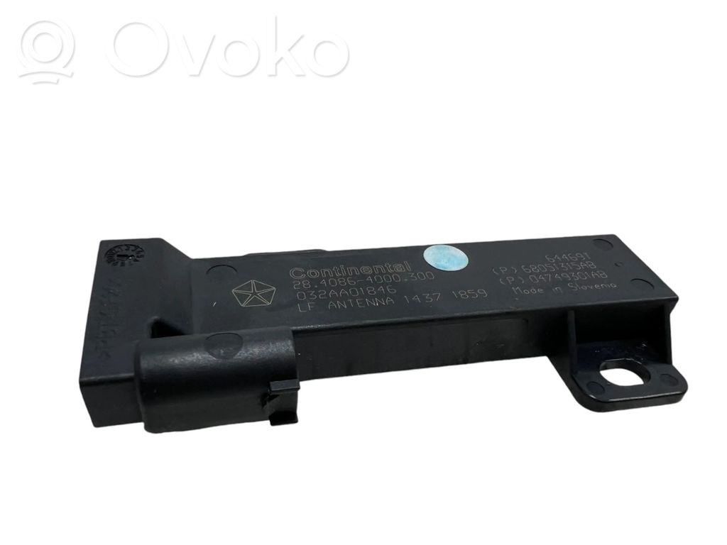 Jeep Renegade Aerial antenna amplifier 