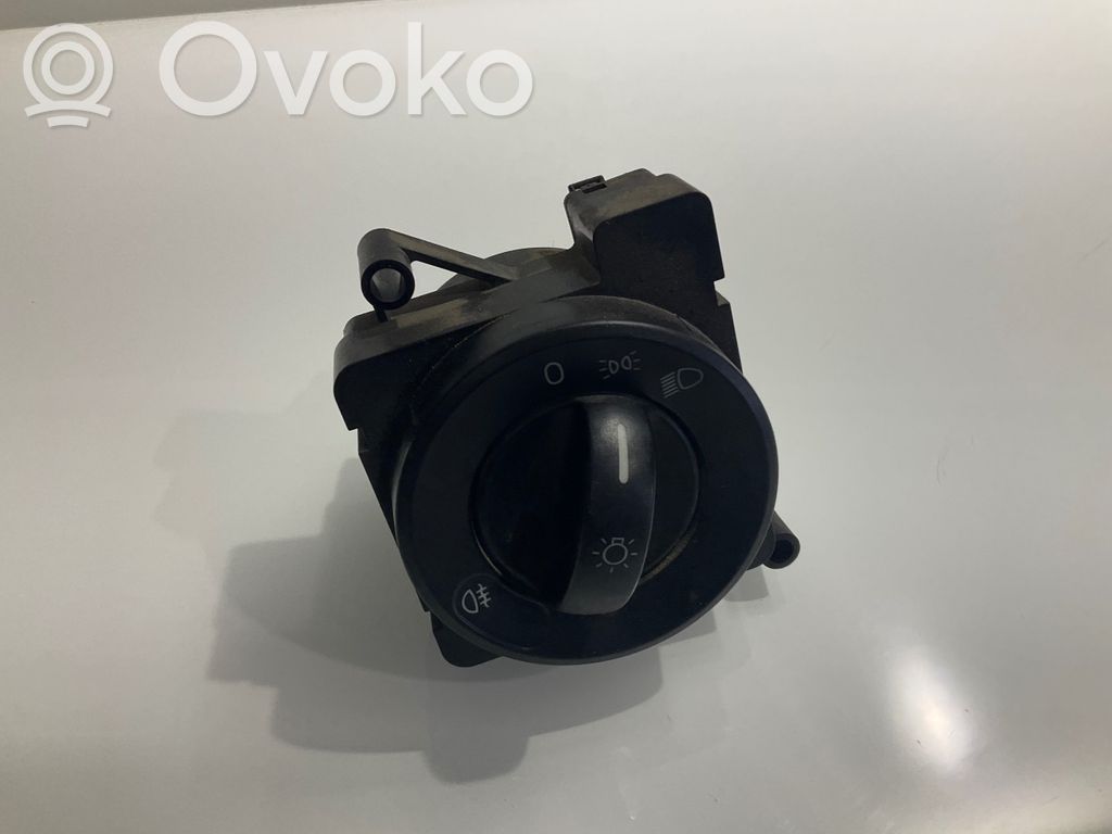 Mercedes-Benz Sprinter W906 Light switch 