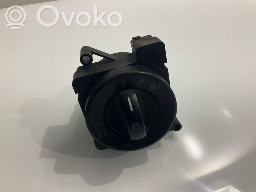 Mercedes-Benz Sprinter W906 Light switch 
