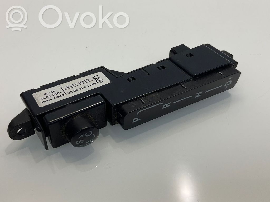 Mercedes-Benz CLS C219 Gear shift selector indicator 