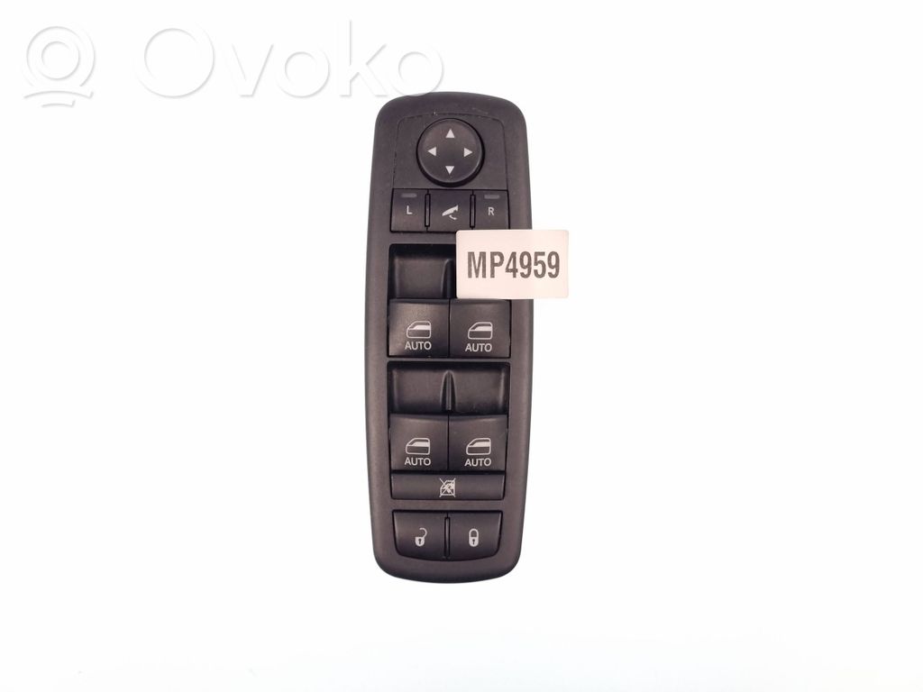 Chrysler Pacifica Electric window control switch 