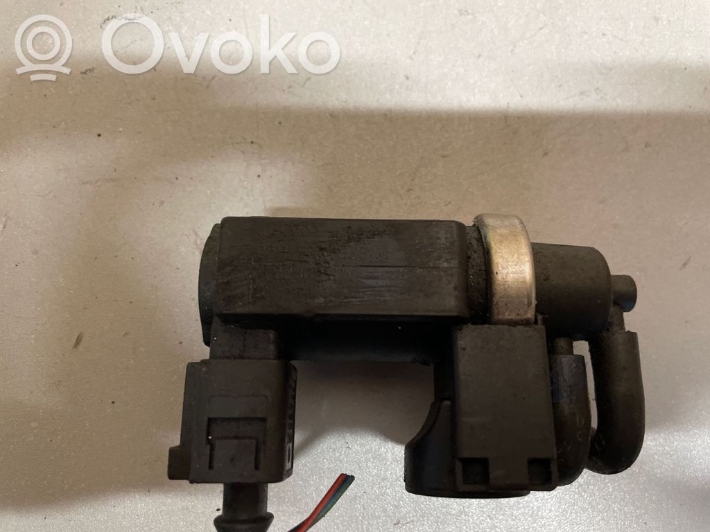 Audi A6 S6 C6 4F Vakuuma vārsts 