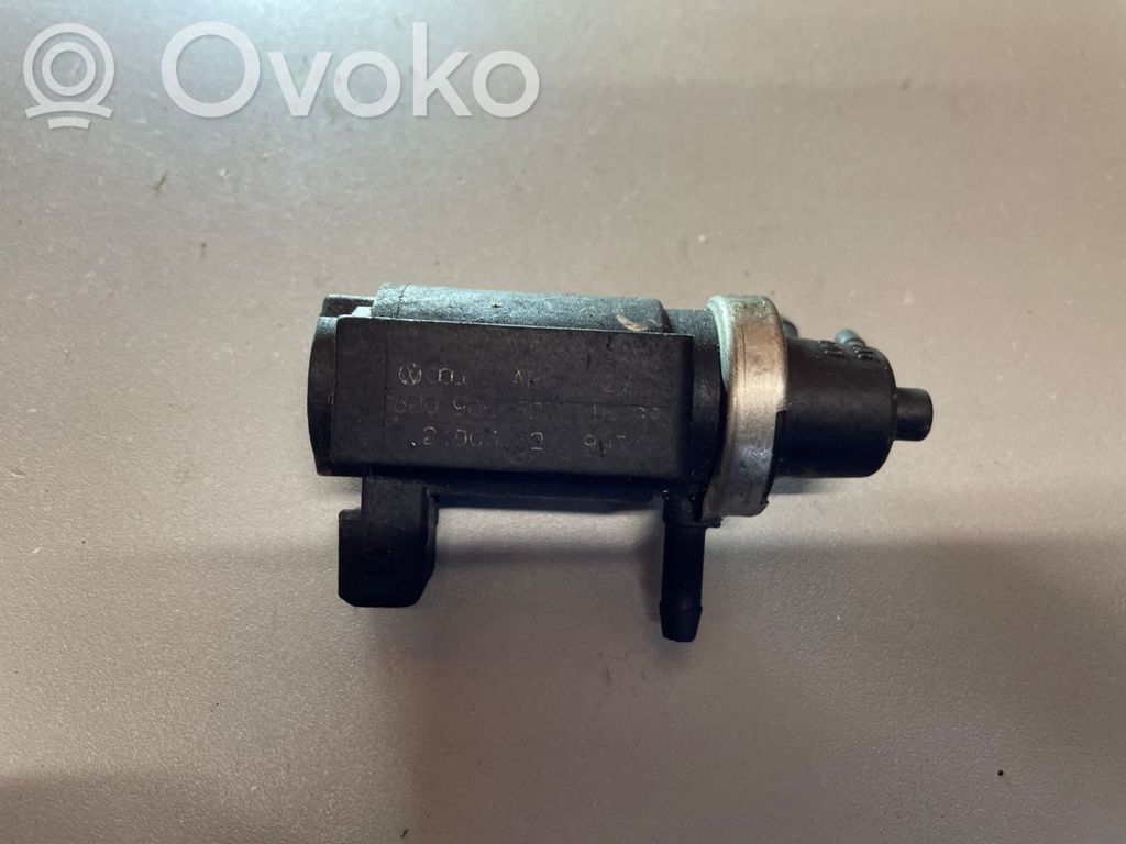 Audi A6 S6 C6 4F Válvula de vacío 