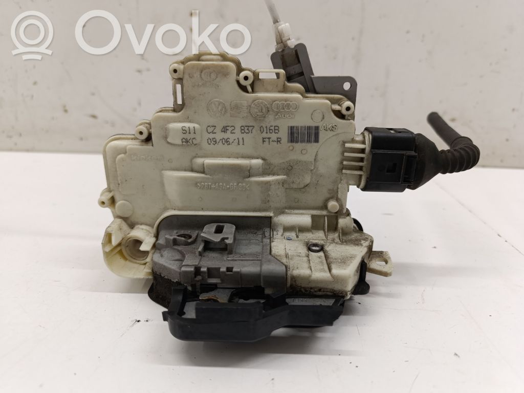 Audi A3 S3 8P Front door lock 