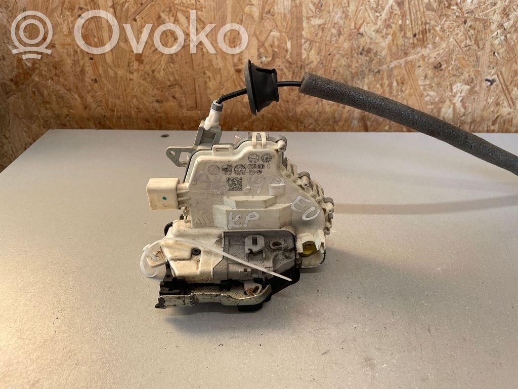 Audi A6 S6 C7 4G Front door lock 
