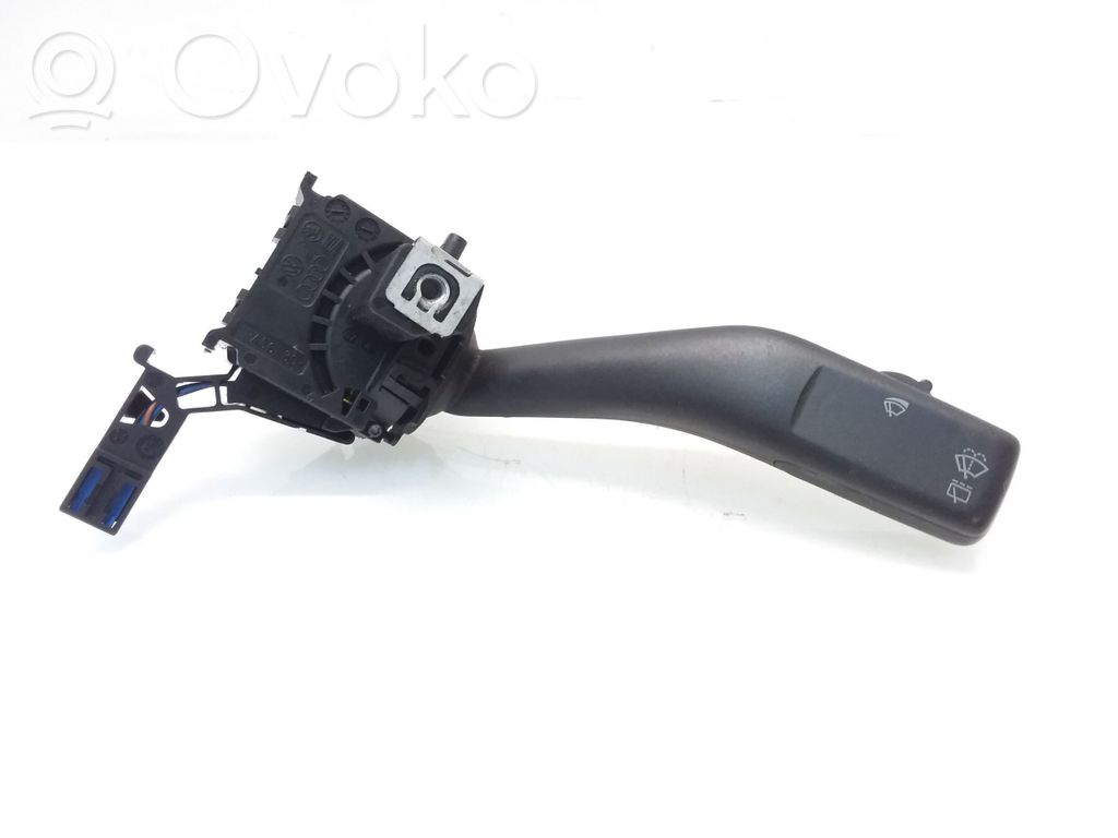 Volkswagen Caddy Wiper control stalk 