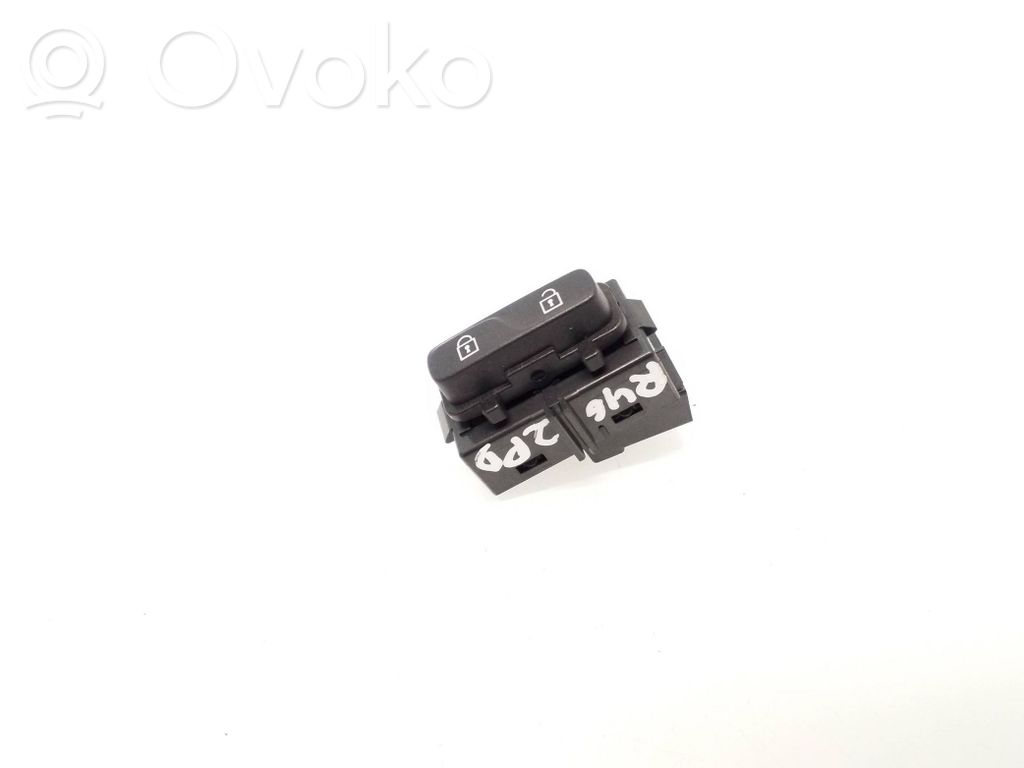 Volvo XC60 Central locking switch button 