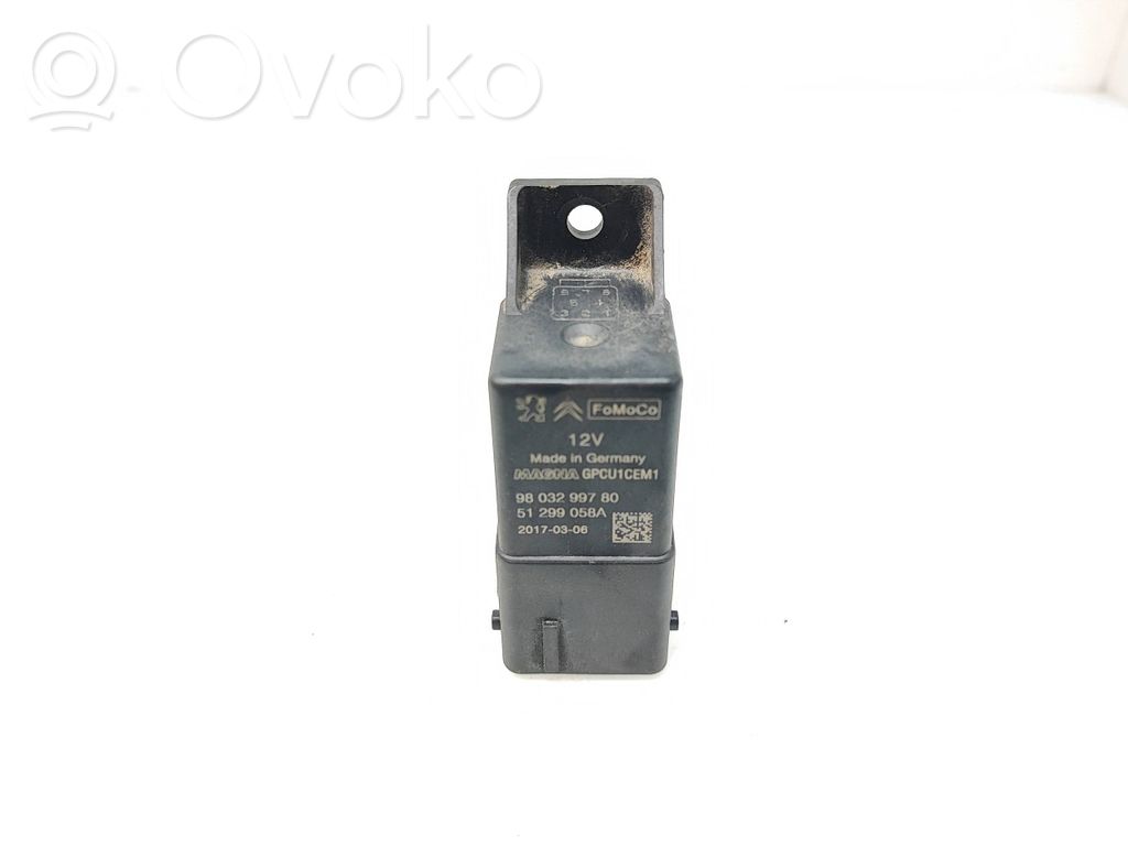 Toyota Proace Glow plug pre-heat relay 