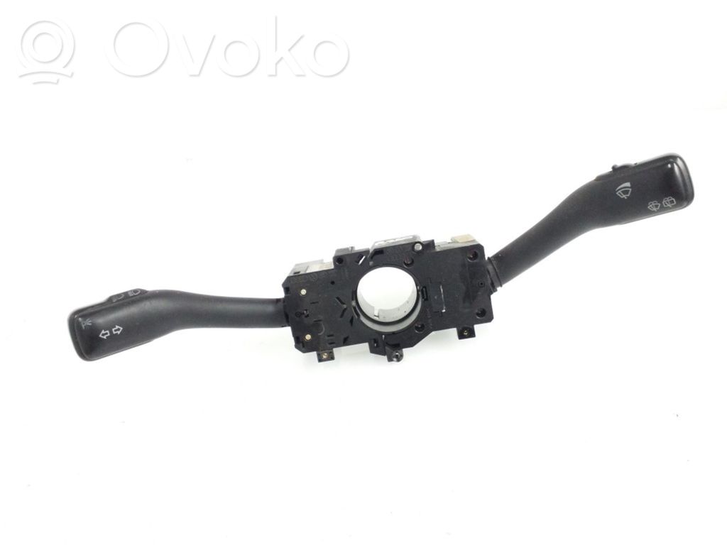 Audi A3 S3 8L Wiper turn signal indicator stalk/switch 