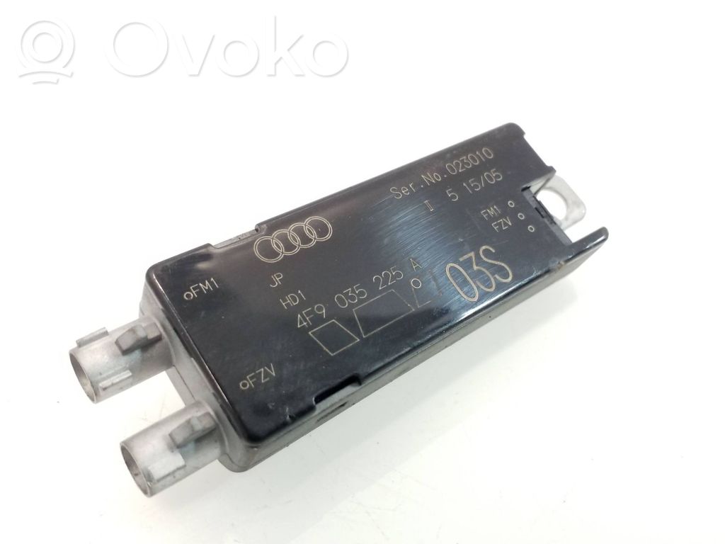 Audi A6 S6 C6 4F Antenos stiprintuvas 