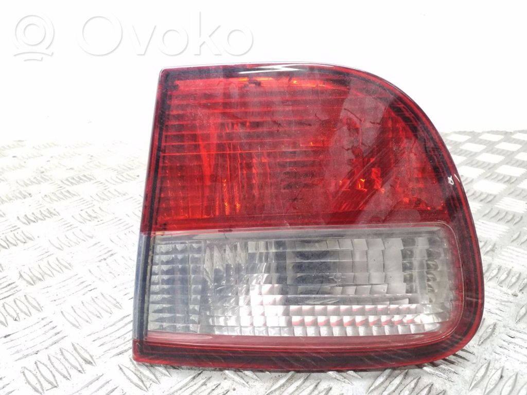 Seat Leon (1M) Aizmugurējais lukturis pārsegā 