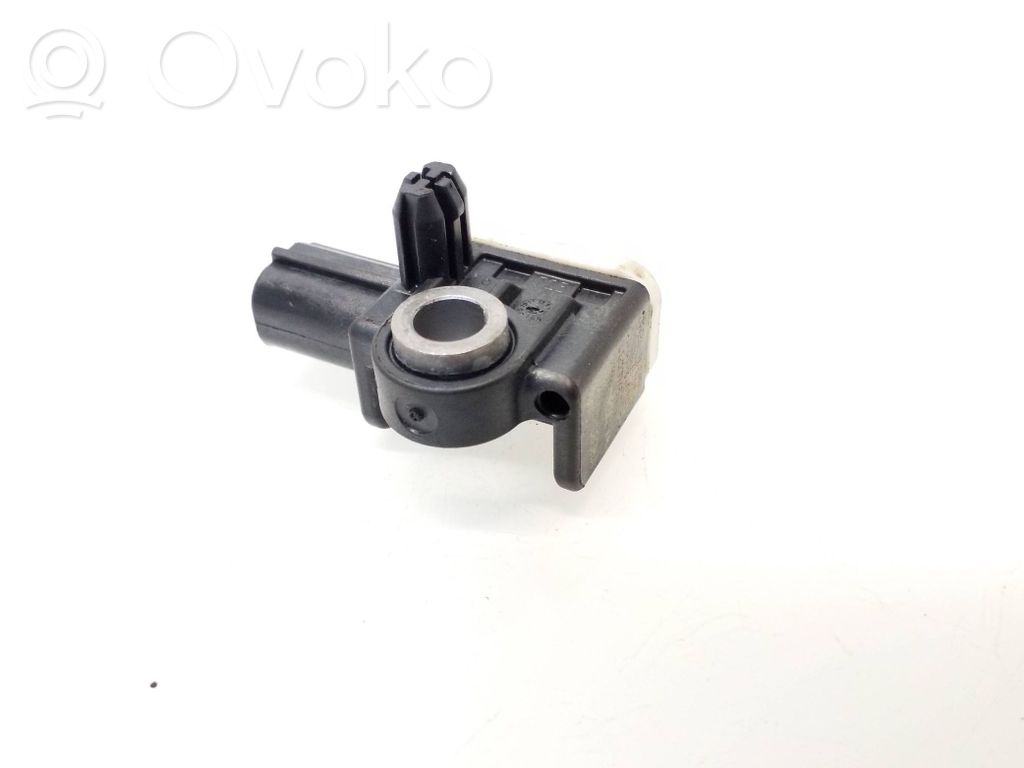 Ford Mondeo MK IV Airbag deployment crash/impact sensor 