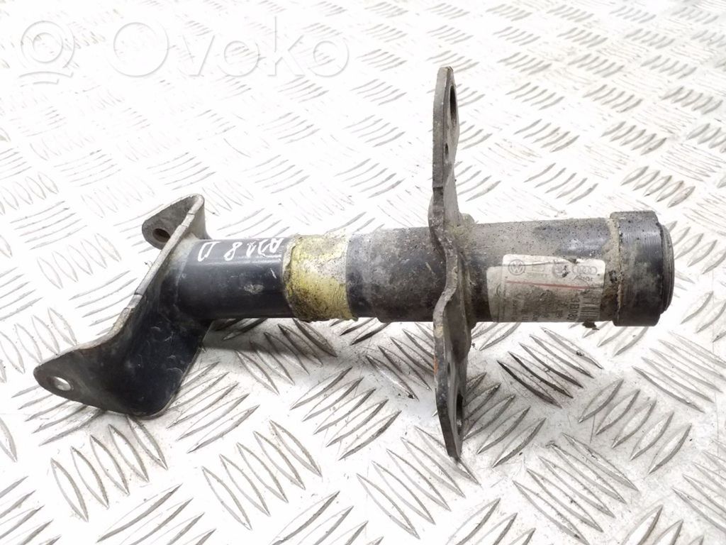 Volkswagen PASSAT B5 Front bumper shock/impact absorber 