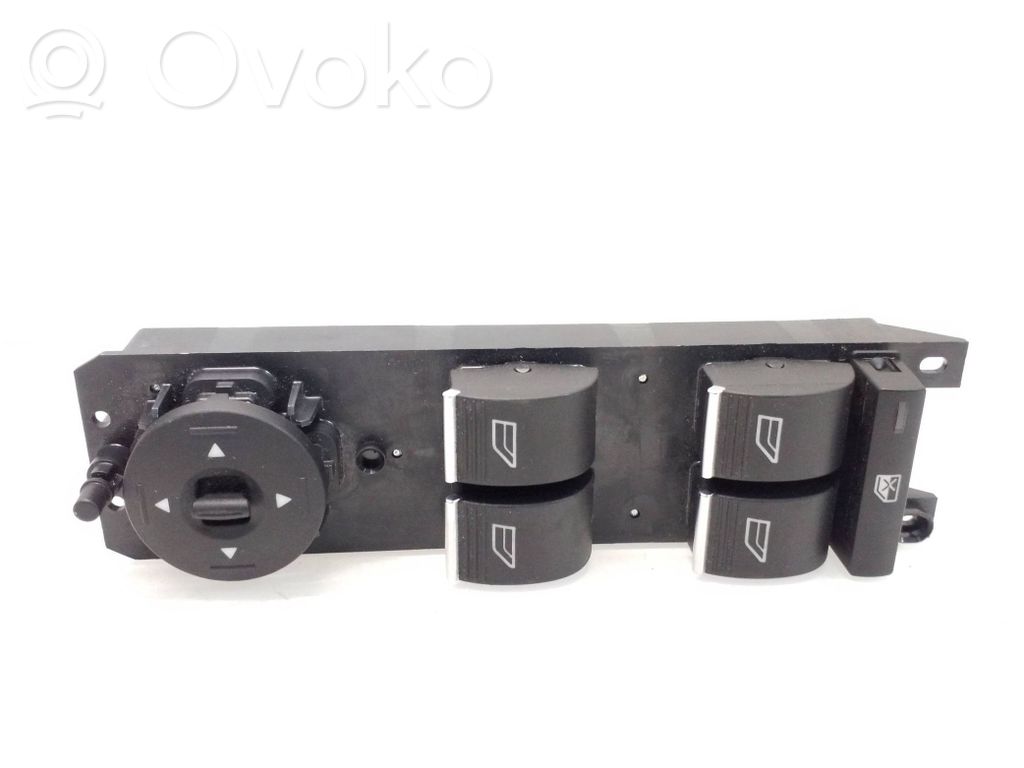 Ford Kuga II Electric window control switch 