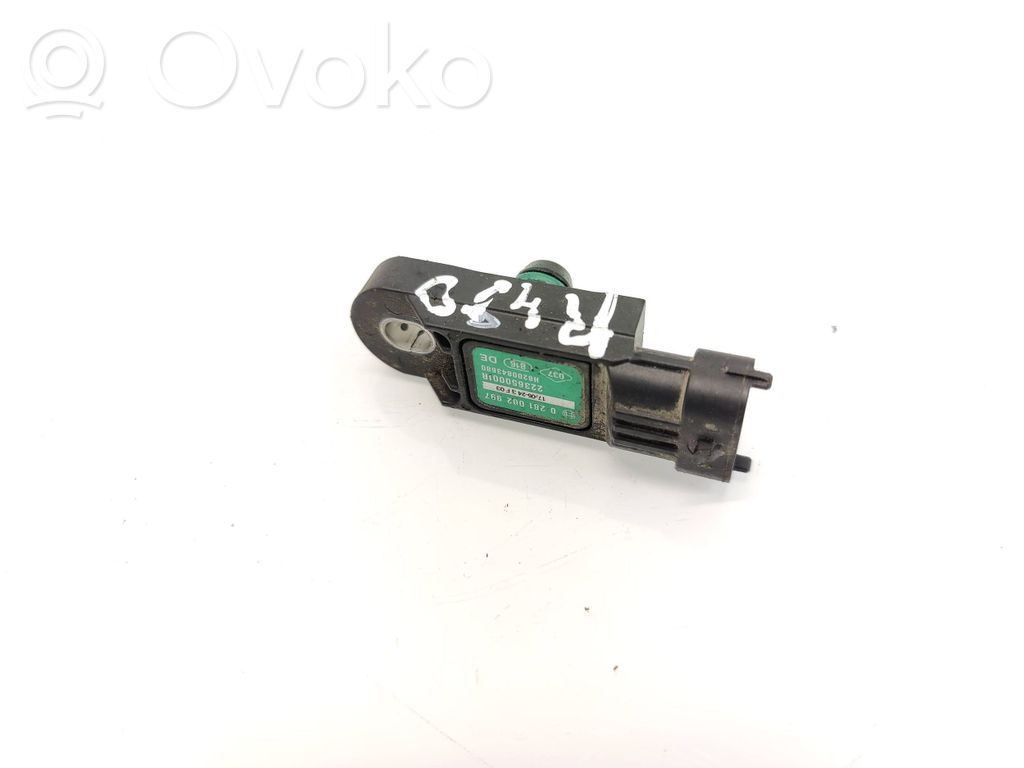 Nissan Qashqai Intake air temperature sensor 
