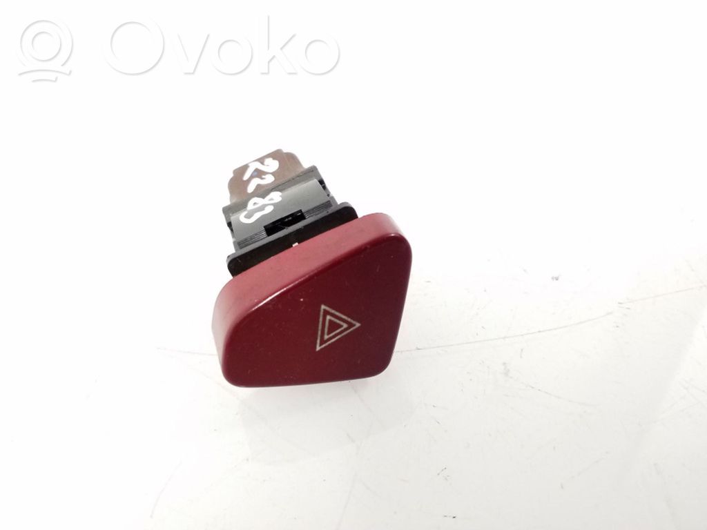 Peugeot 607 Hazard light switch 