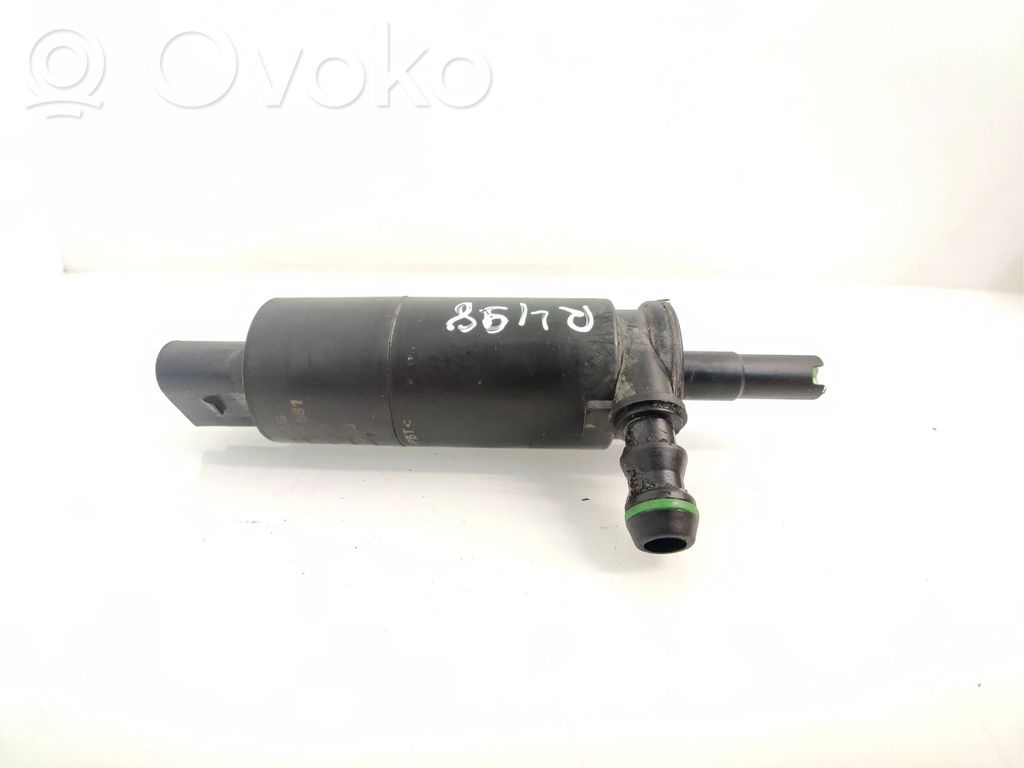 Skoda Octavia Mk2 (1Z) Headlight washer pump 