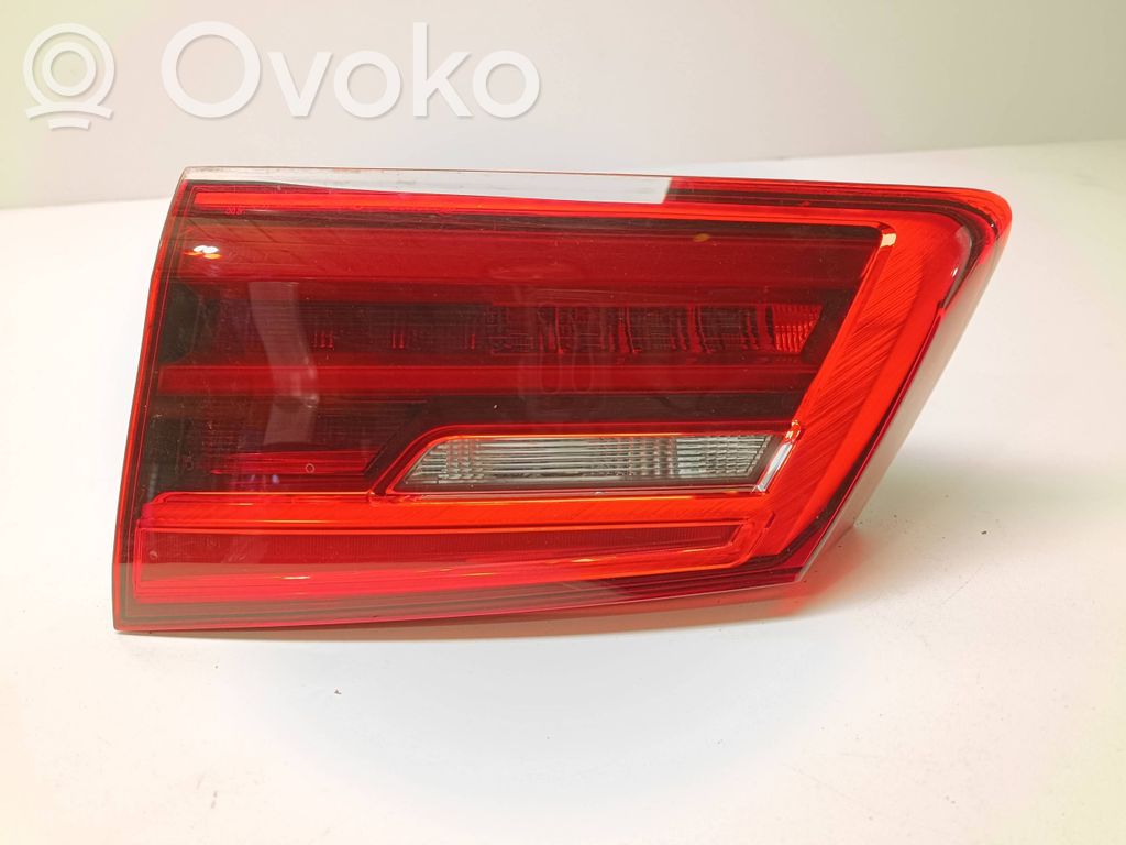 Lampy tylnej klapy bagażnika   7376474,630252B,630000