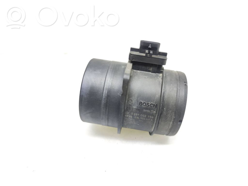 Volkswagen Transporter - Caravelle T5 Mass air flow meter 