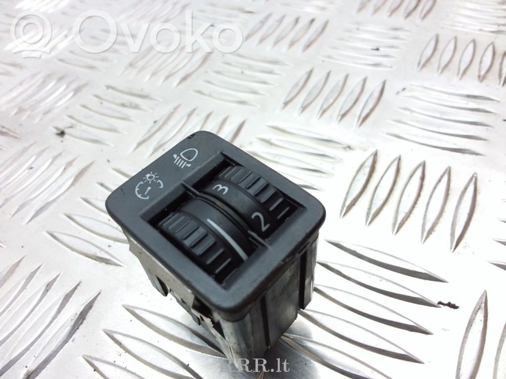 Volkswagen PASSAT B6 Headlight level height control switch 