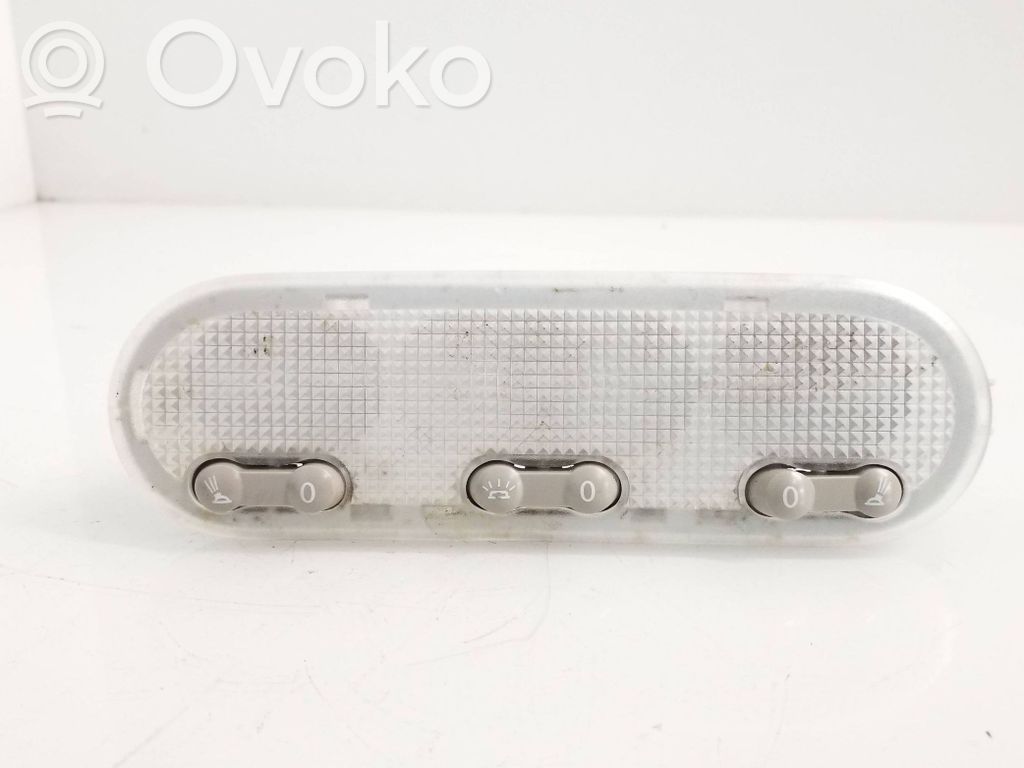 Nissan Qashqai Front seat light 