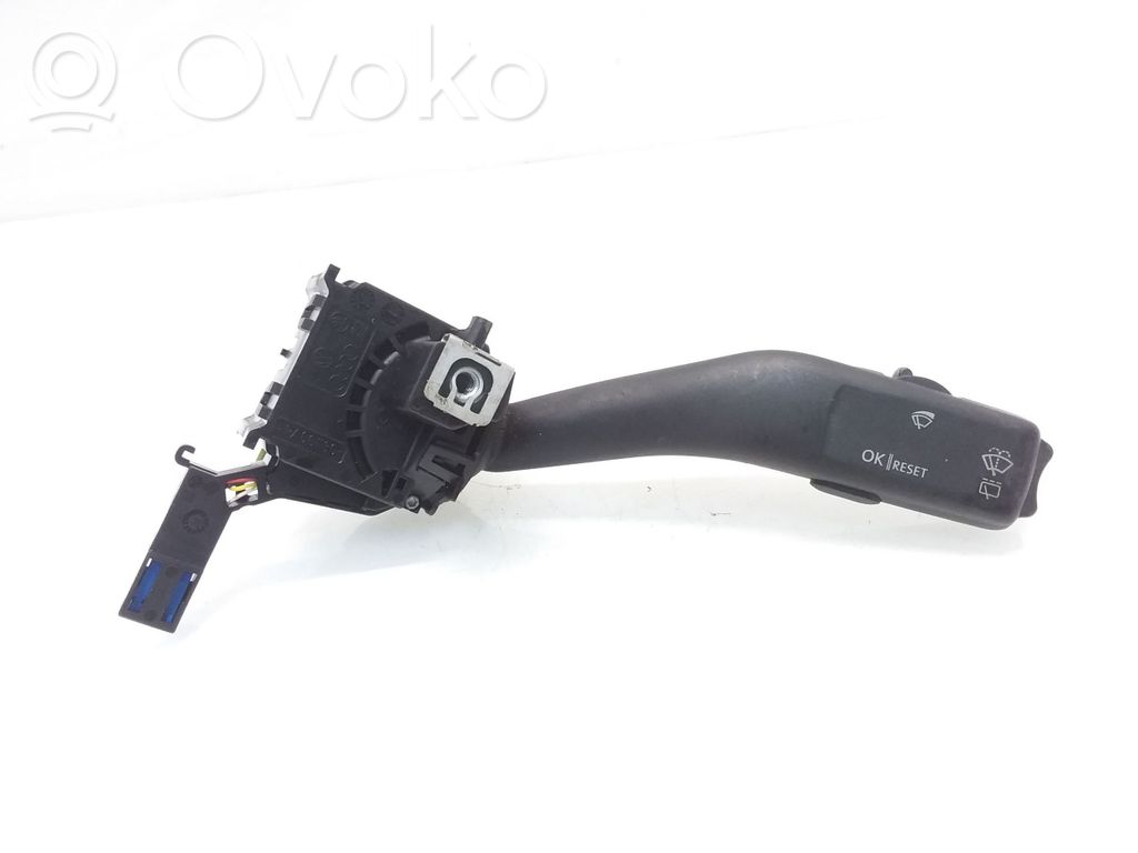Volkswagen Touran I Wiper control stalk 
